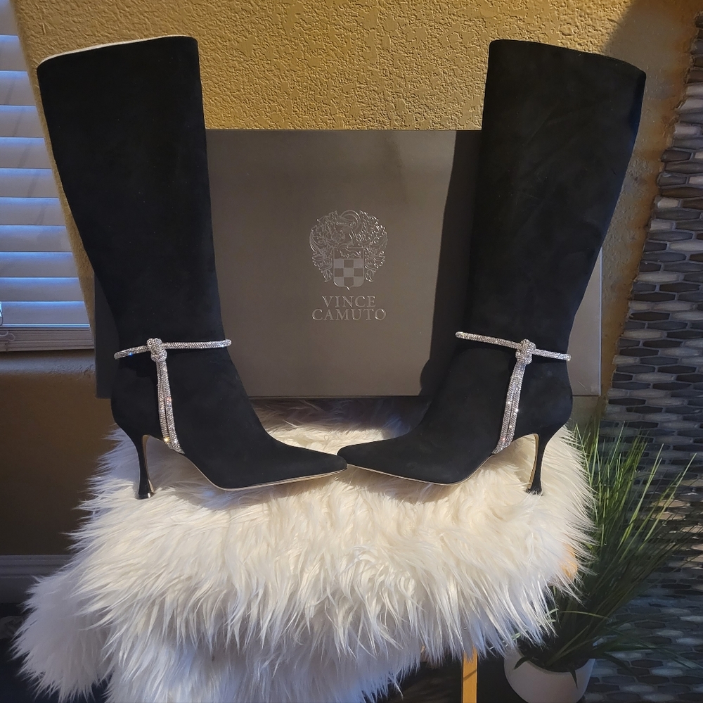 Vince Camuto suede heel boots